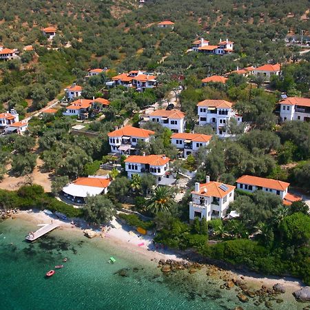 Diplomats' Holidays Хортон Экстерьер фото